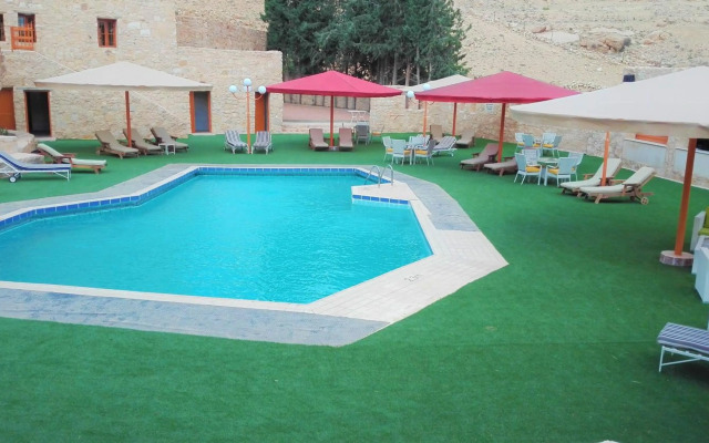 Hayat Zaman Hotel & Resort