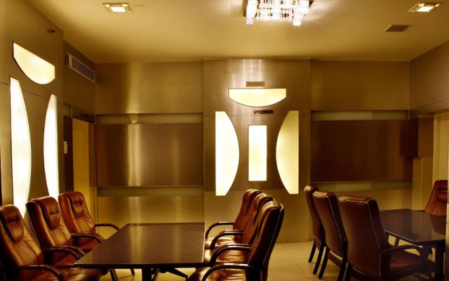 Hotel DSF GRand PLazas