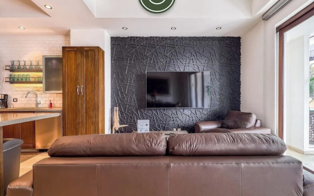 Luxury 2BR Condo in Romatic Zone - Rooftop Pool