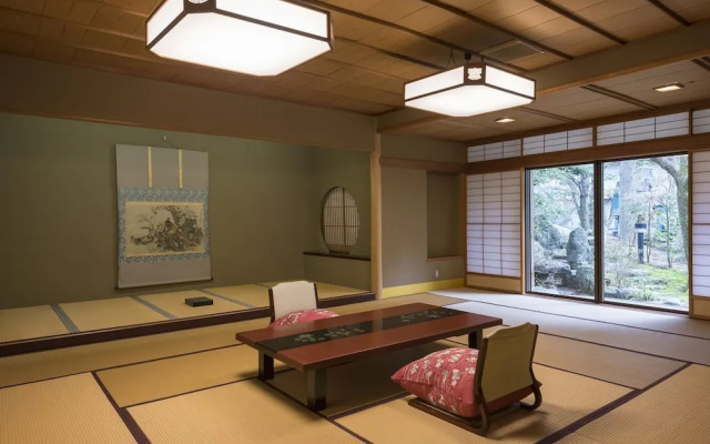 Awazu-Spa Tourist Hotel Kitahachi