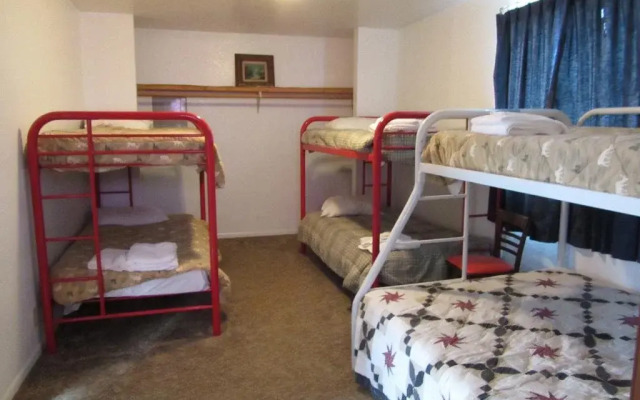 All Seasons Campground & Cabins