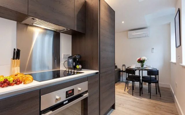 Modern Apartment in Manchester, Sleep 4