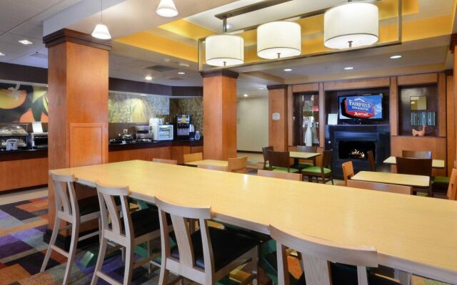 Fairfield Inn & Suites Roanoke North