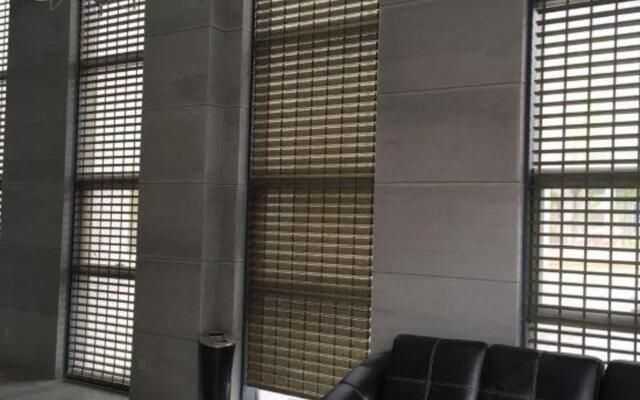 Zhoushan Pinzhu Art Hotel (Baolong Plaza)