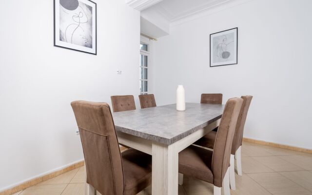 Appartement Luxueux à Hydra