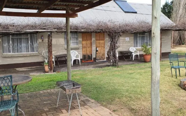 Drakensberg Bush Lodge