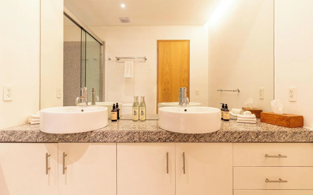 Casa Reforma by Kukun