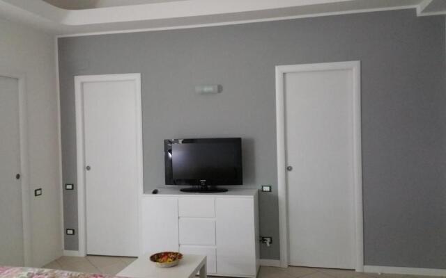 Chris Apartment