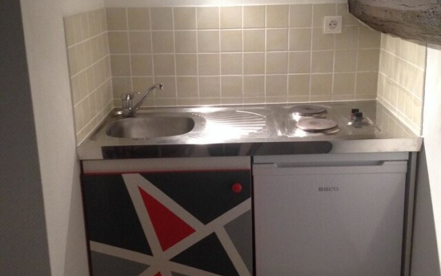 Studio in Dijon, With Wifi