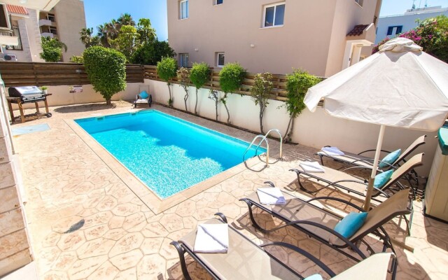 Rent Private Villas 007