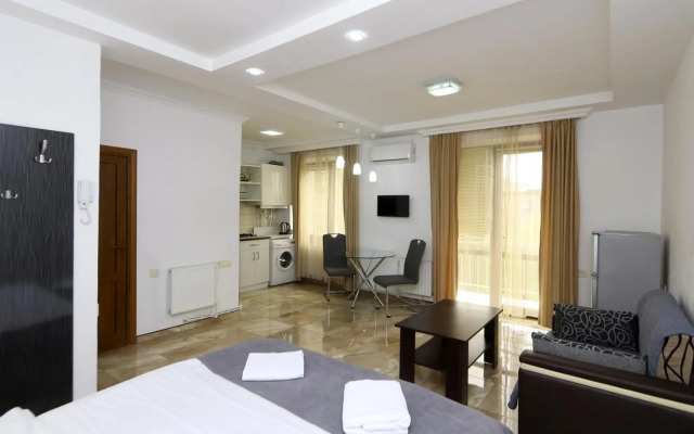 Apartaments on Komitas 20