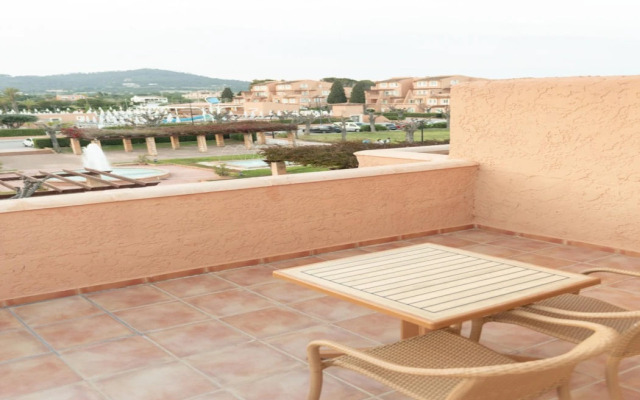 Aparthotel Ciudad Laurel