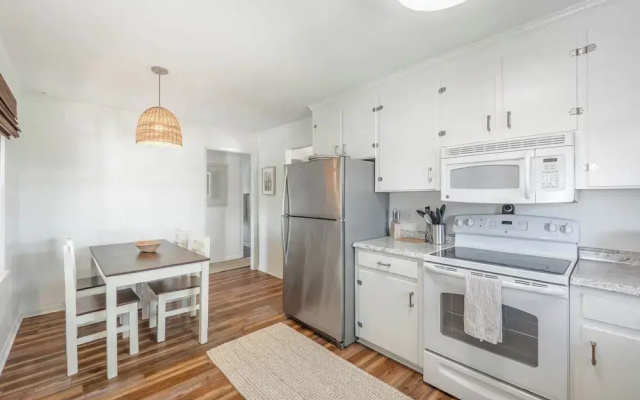 Little Bird by Topsail Realty