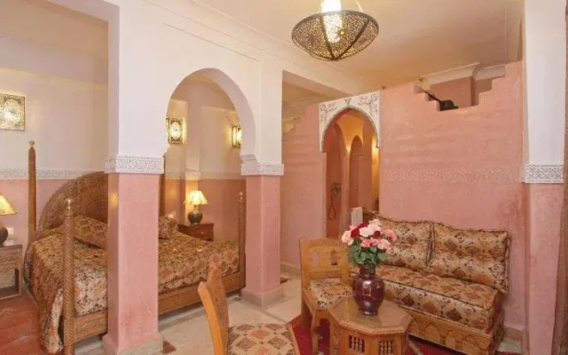 Riad Oumaima