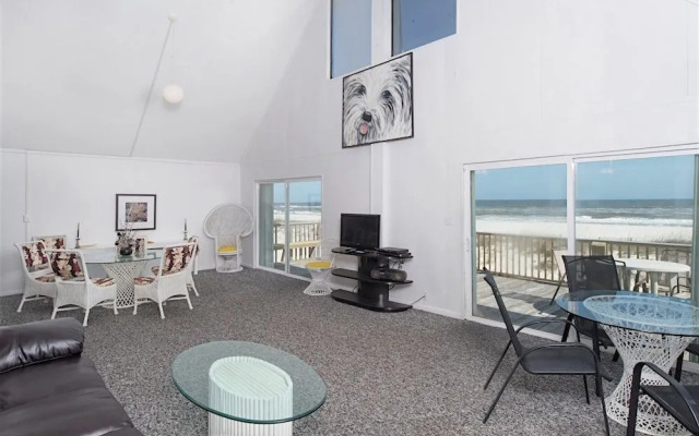 Pat-Ti-O by RedAwning