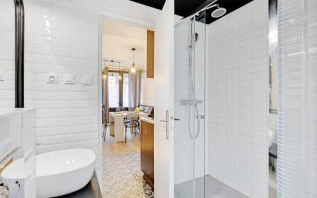 Cmg Cavallotti - Montmartre