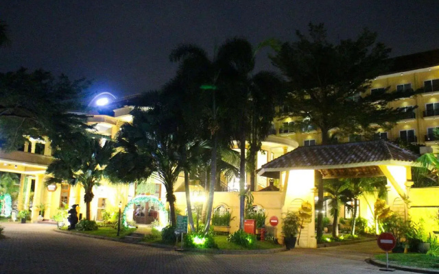 Narita Classic Hotel Tangerang