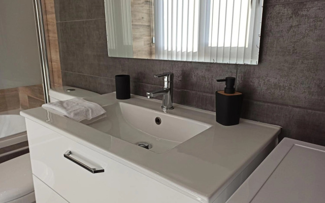 Minimalist apartments w/ view (by Powerbnb)