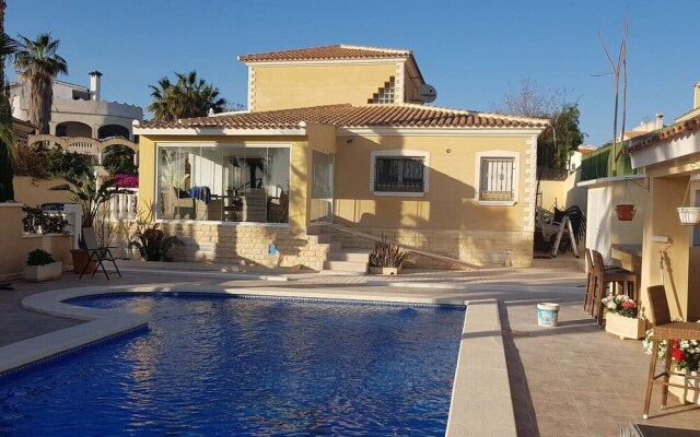 Large Luxurious Villa Urb La Escuera Private Pool