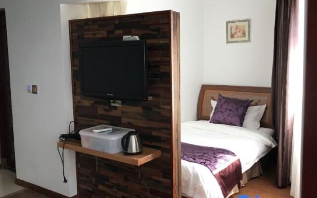 Yandang Mountain Yunqi Small Building