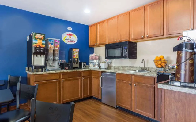 Super 8 By Wyndham Platteville