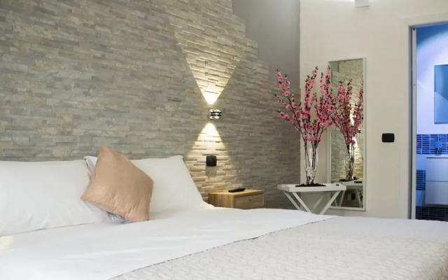 Aurelia Rooms