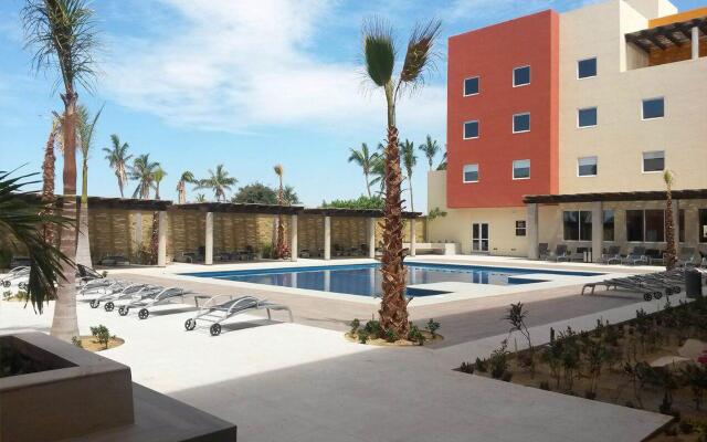 City Express Suites Cabo San Lucas