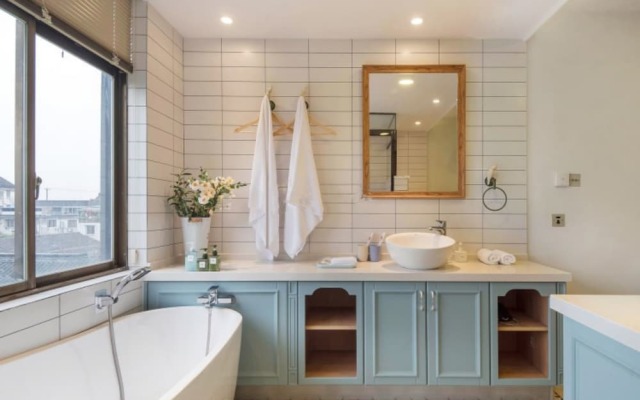 L.River Boutique Inn