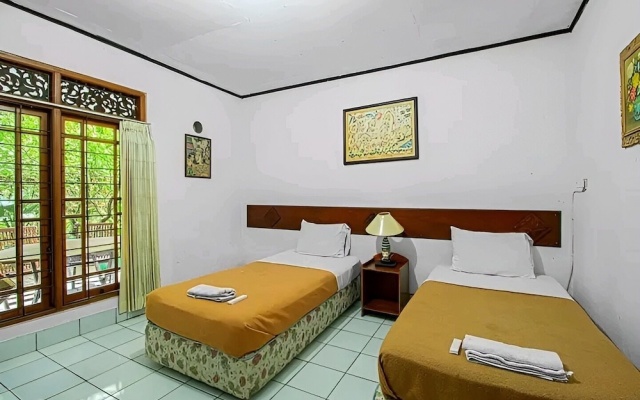 GG House Happy Valley – Guest Rooms – Megamendung