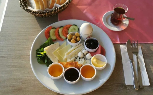 Asim Ve Nurhan Kocabiyik Ogretmenevi