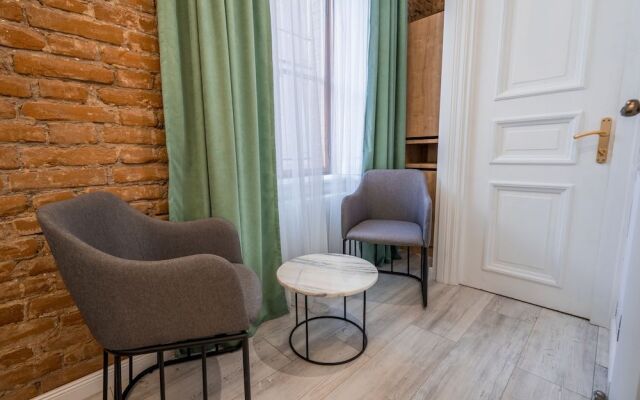 Mini Hotel On Aghmashenebeli Ave