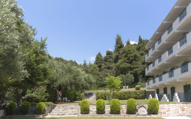 Julia Hotel