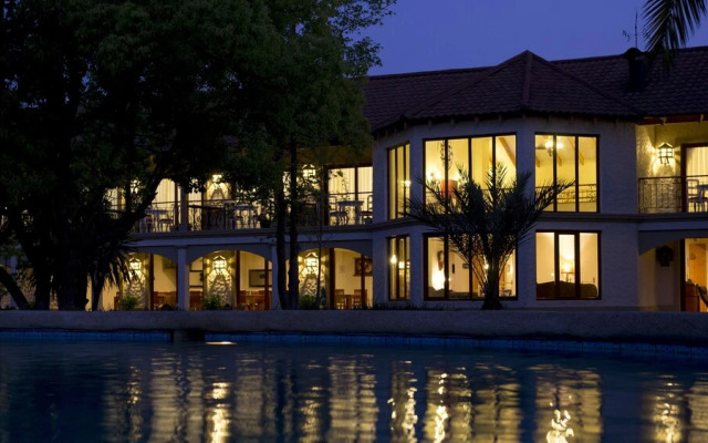 La Perla Hotel