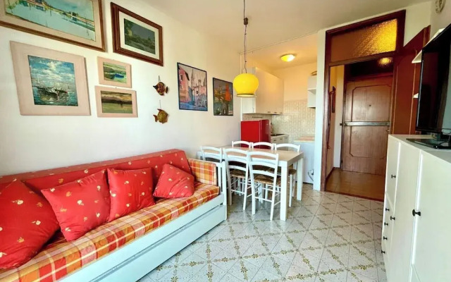 Sea View Apartment With Shared Pool
