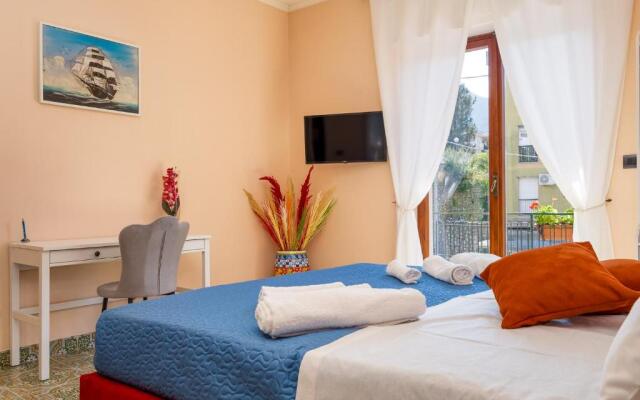 La rosa home