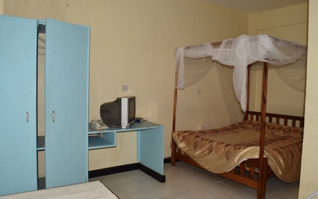 Ibis Hotel 2000 Karatina