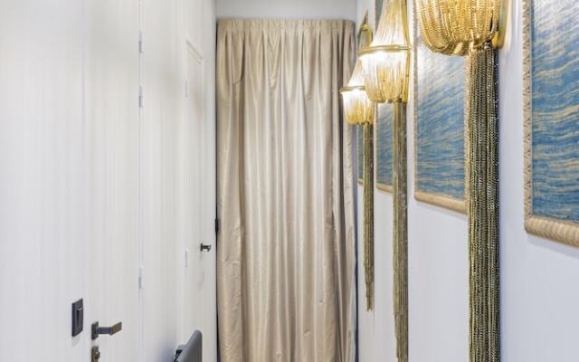 Luxury Apartment Paris Louvre II