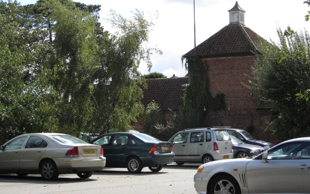 Wolds Village