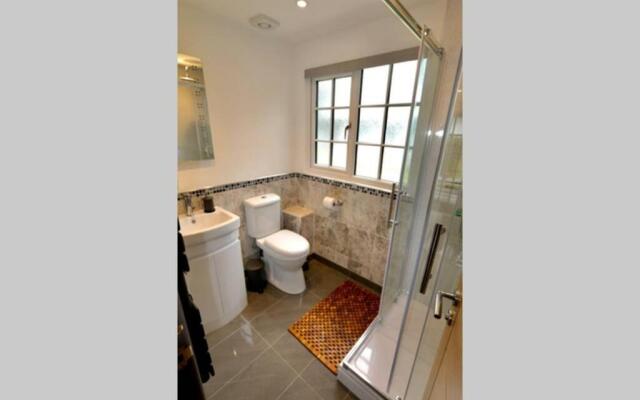 20 Tudor Court " Four Star AA accommodation"
