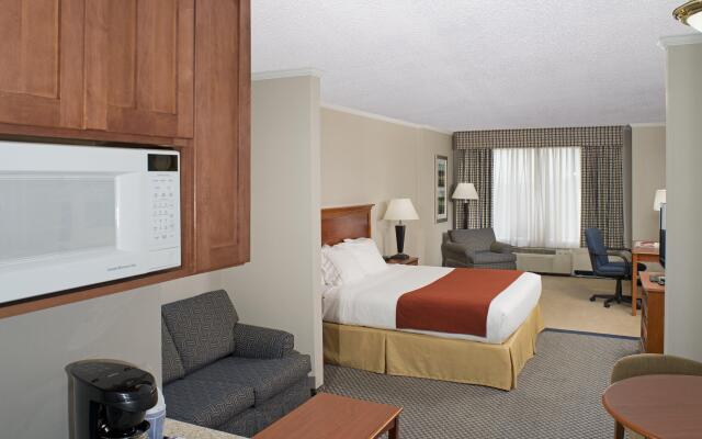 Holiday Inn Express & Suites East Greenbush (Albany-Skyline), an IHG Hotel