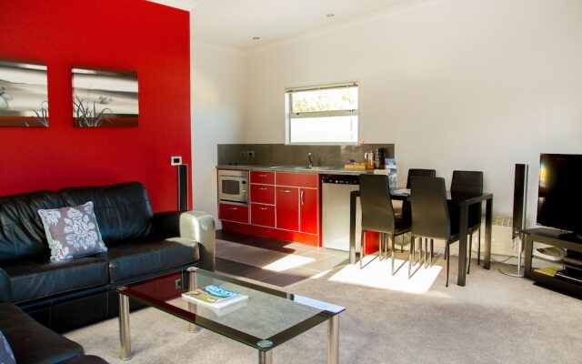 Martinborough Mews
