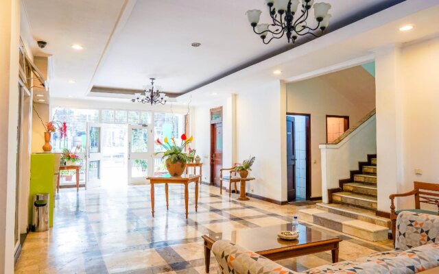 Collection O 1452 Hotel Utari