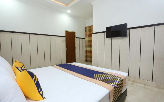 OYO 2268 Tim-tim Homestay SyariahNearUniversitas Gadjah Mada