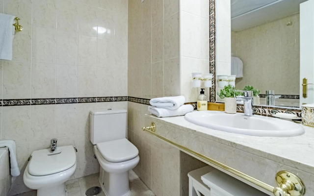 SAA2- comfortable apartment Puerto banus