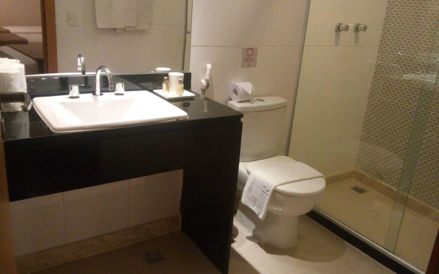 Royal Urban Macaé Hotel
