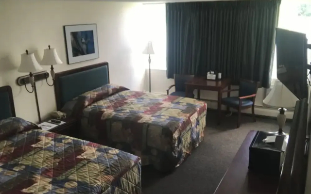 Baxter Park Inn