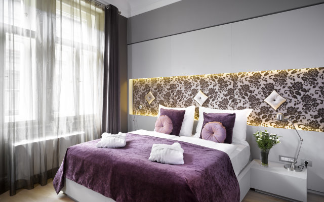 Отель INNSIDE by Melia Prague Old Town