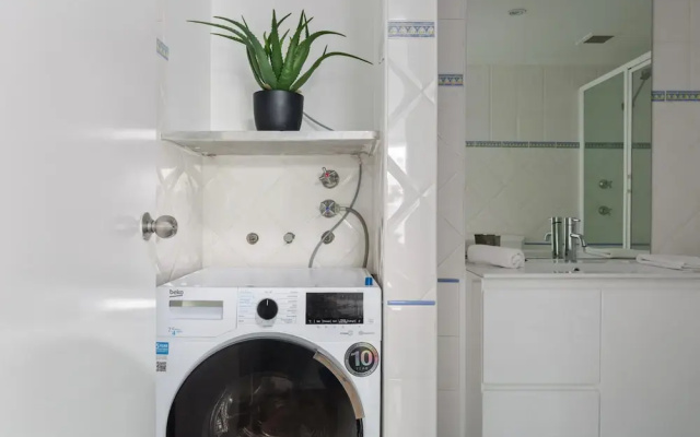 Stylish 1-bed Apartment Near Manly Beach