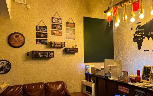 Xiaobaifang B&B (Zhangjiajie Tianmenshan Cableway Branch)