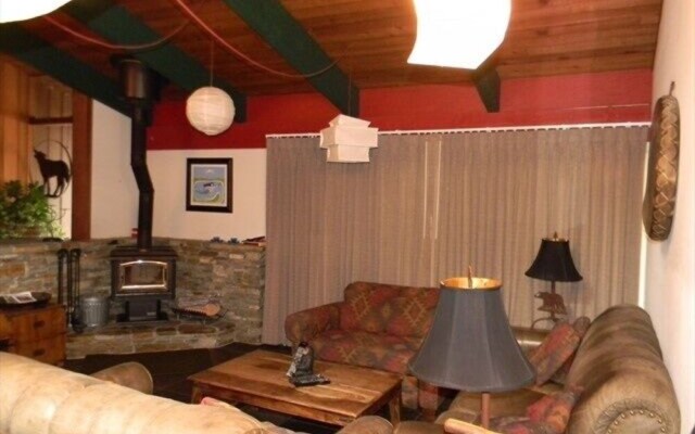 Mammoth S #215 4 Bedroom Condo